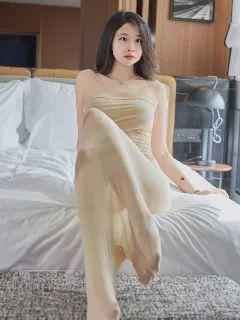 美艳钢琴师